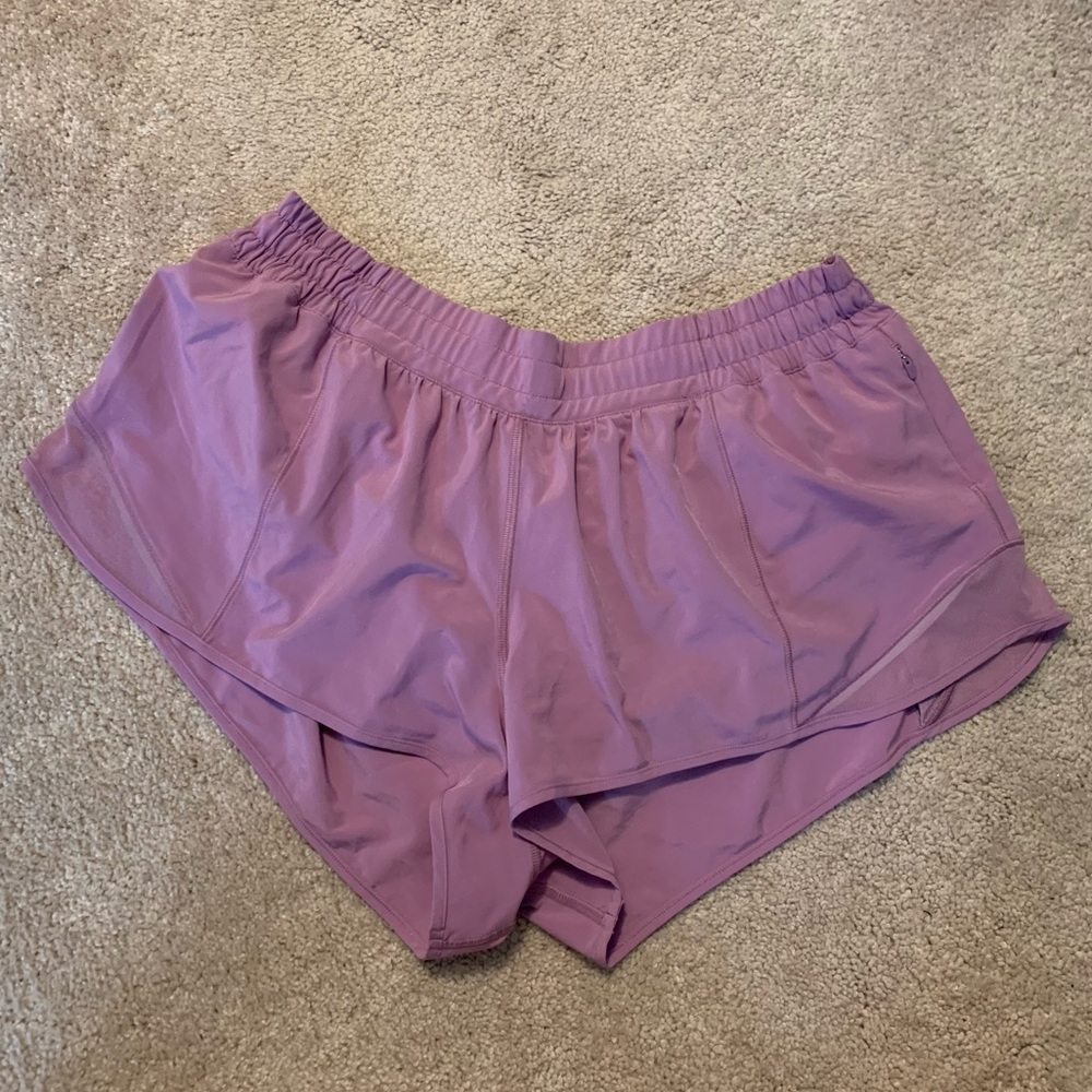 Lululemon Hotty Hot 2.5”